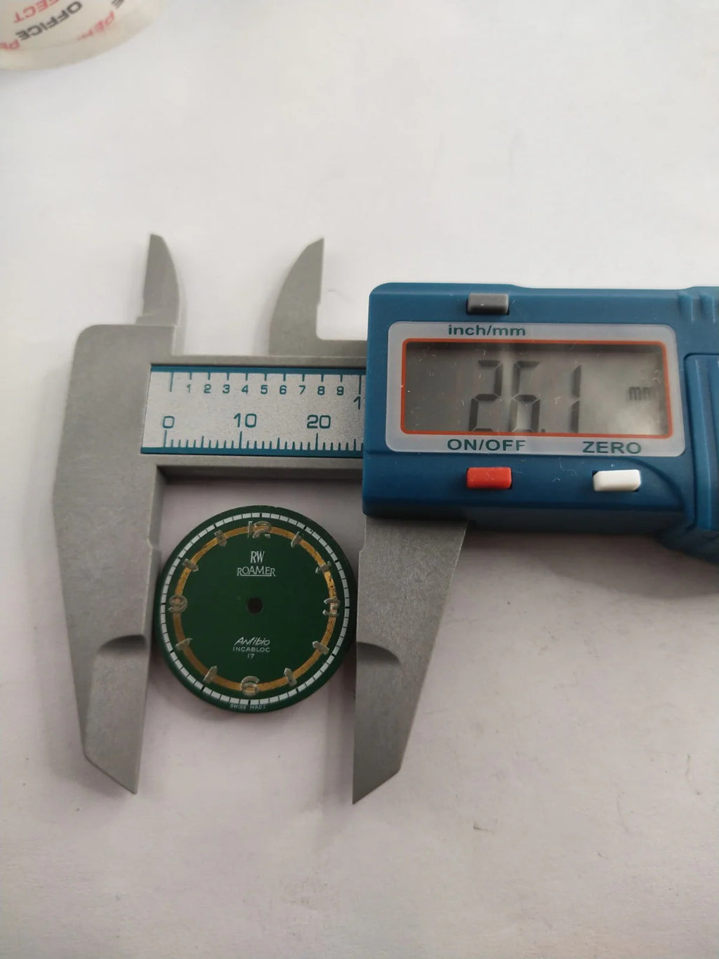 Original Dial / ROAMER/green color used