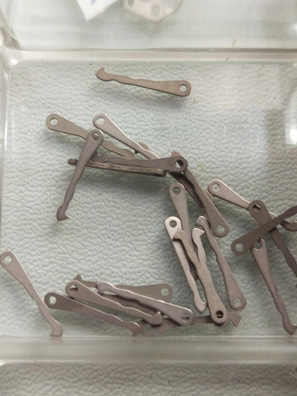 Seiko Part. 384 805 yoke Part Cal. 4006A (1pc
