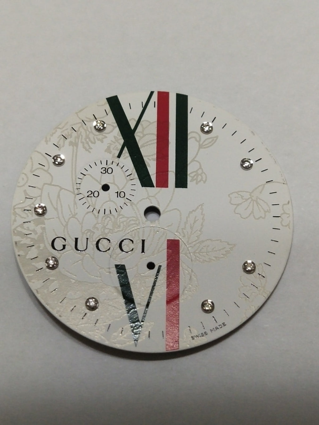 GUCCI Original / Dail chronograph diamond/ Part No. YD05069 / white color 