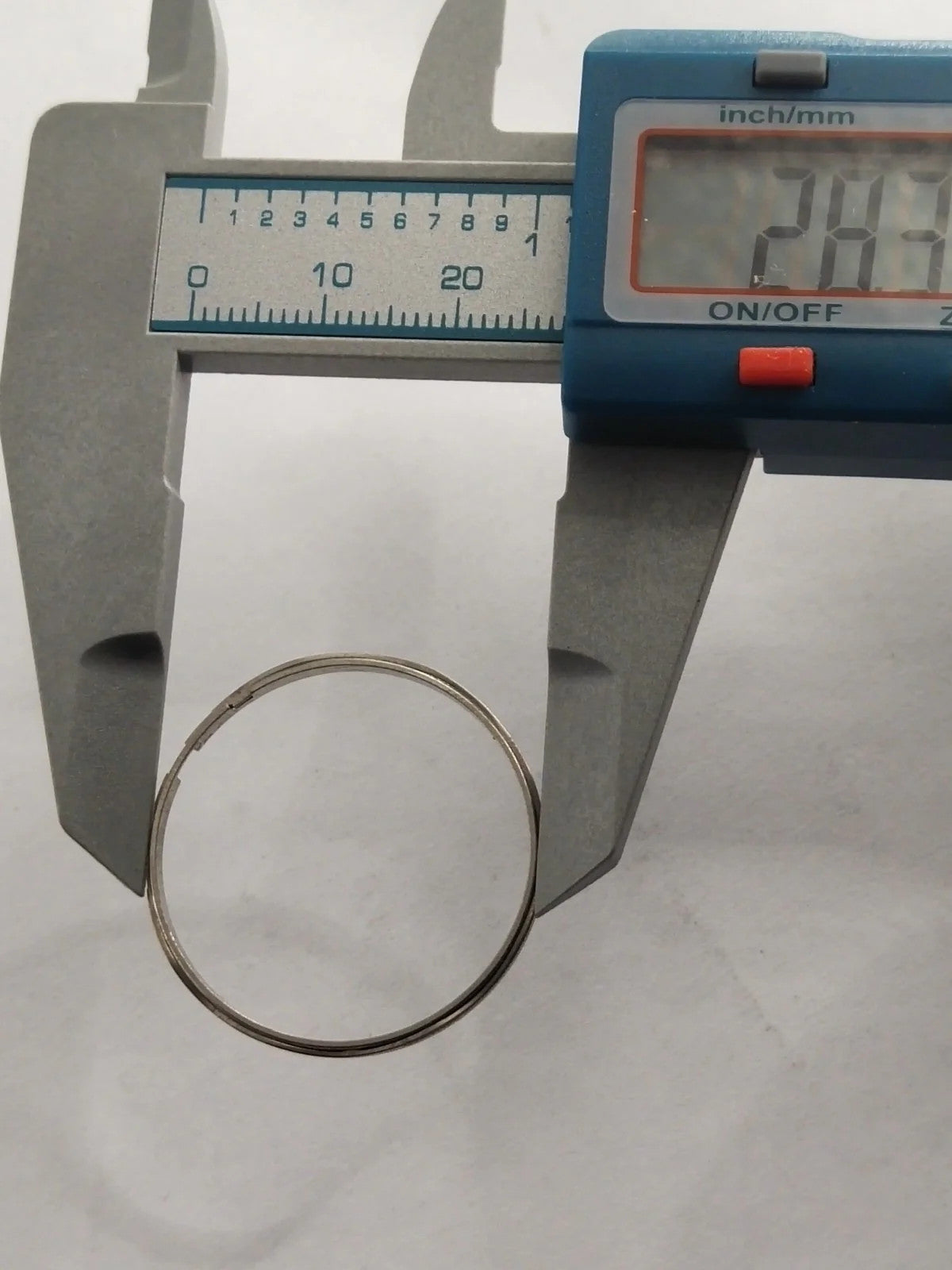 NOS Seiko Part . 8310 7395 / Case Ring