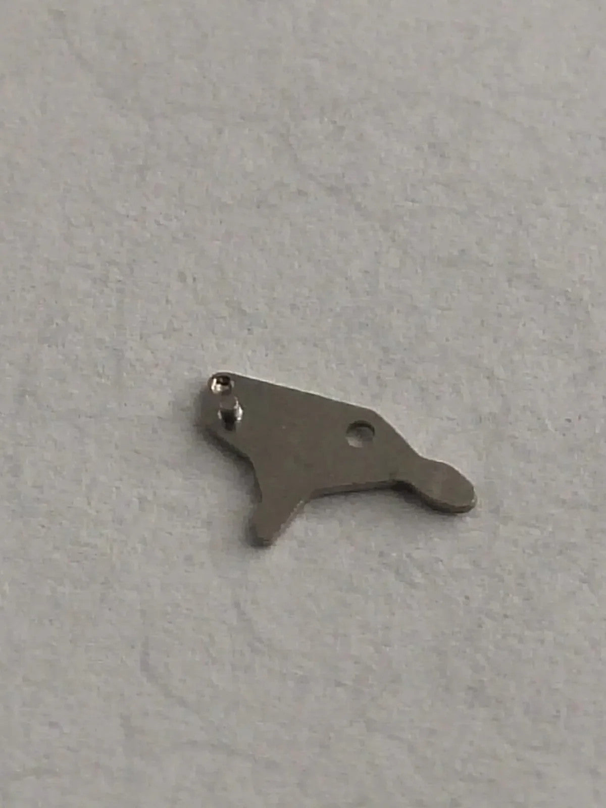 NOS SEIKO PARTS / Sitting lever/ Part . 383 495 /1pc