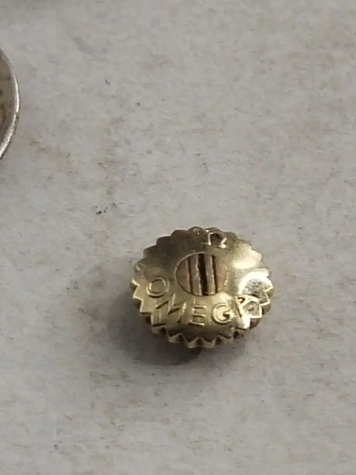 Omega 404 movement for spare parts / used / read description good