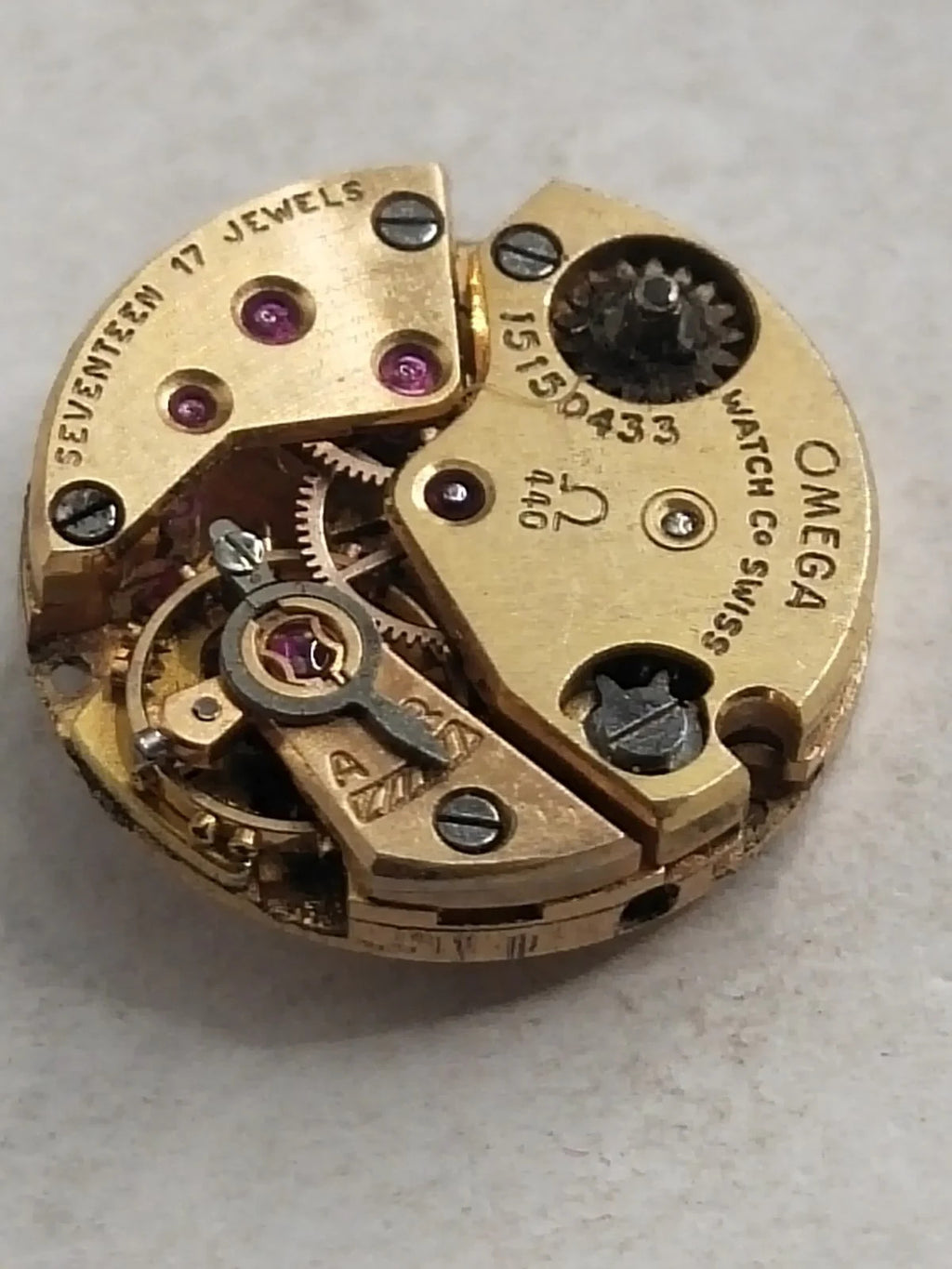 Omega 404 movement for spare parts / used / read description good