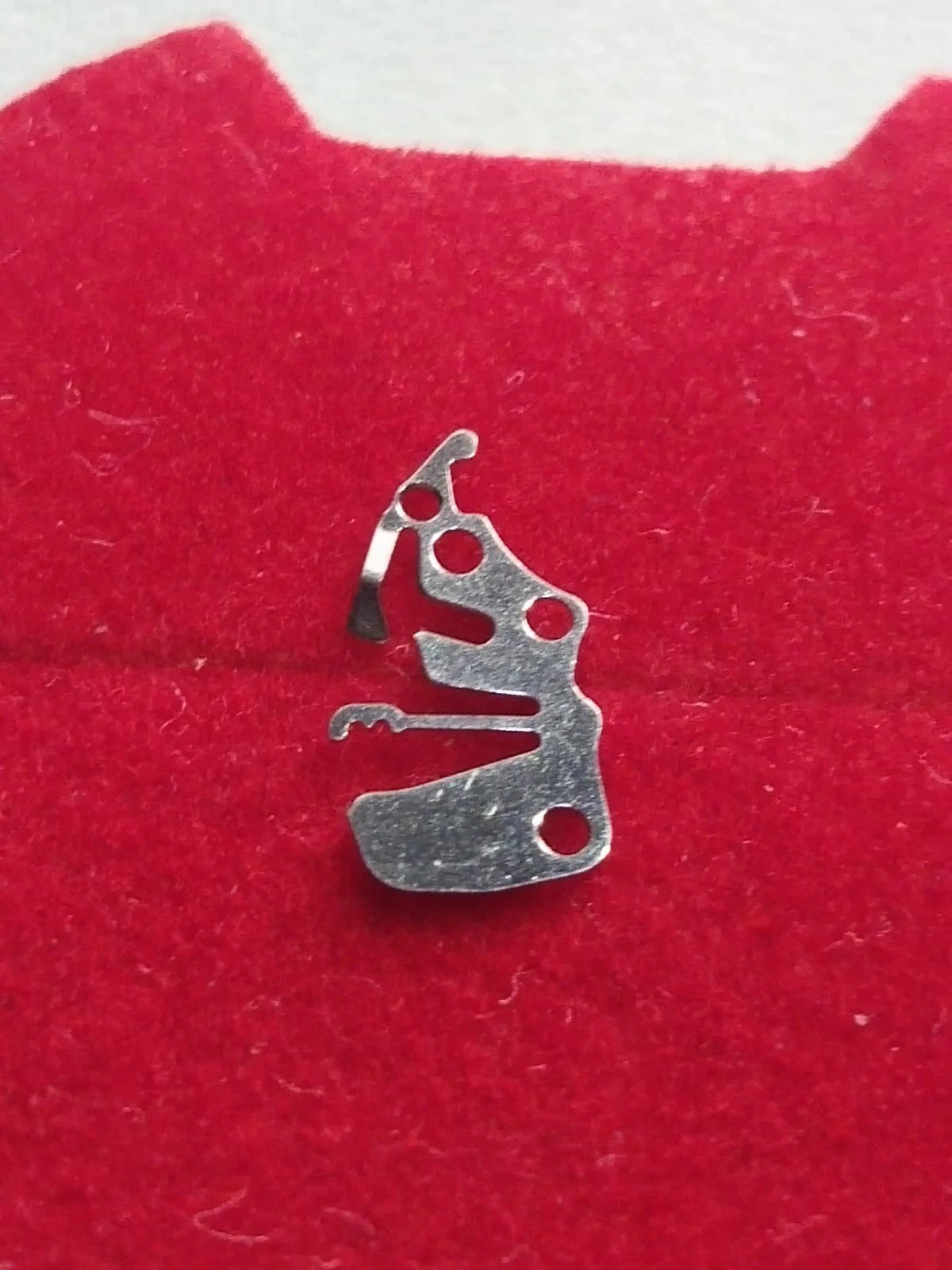 Seiko Part. 388 211 Sitting lever Spring Cal. 2G20A/21A/28A/38A (1pc