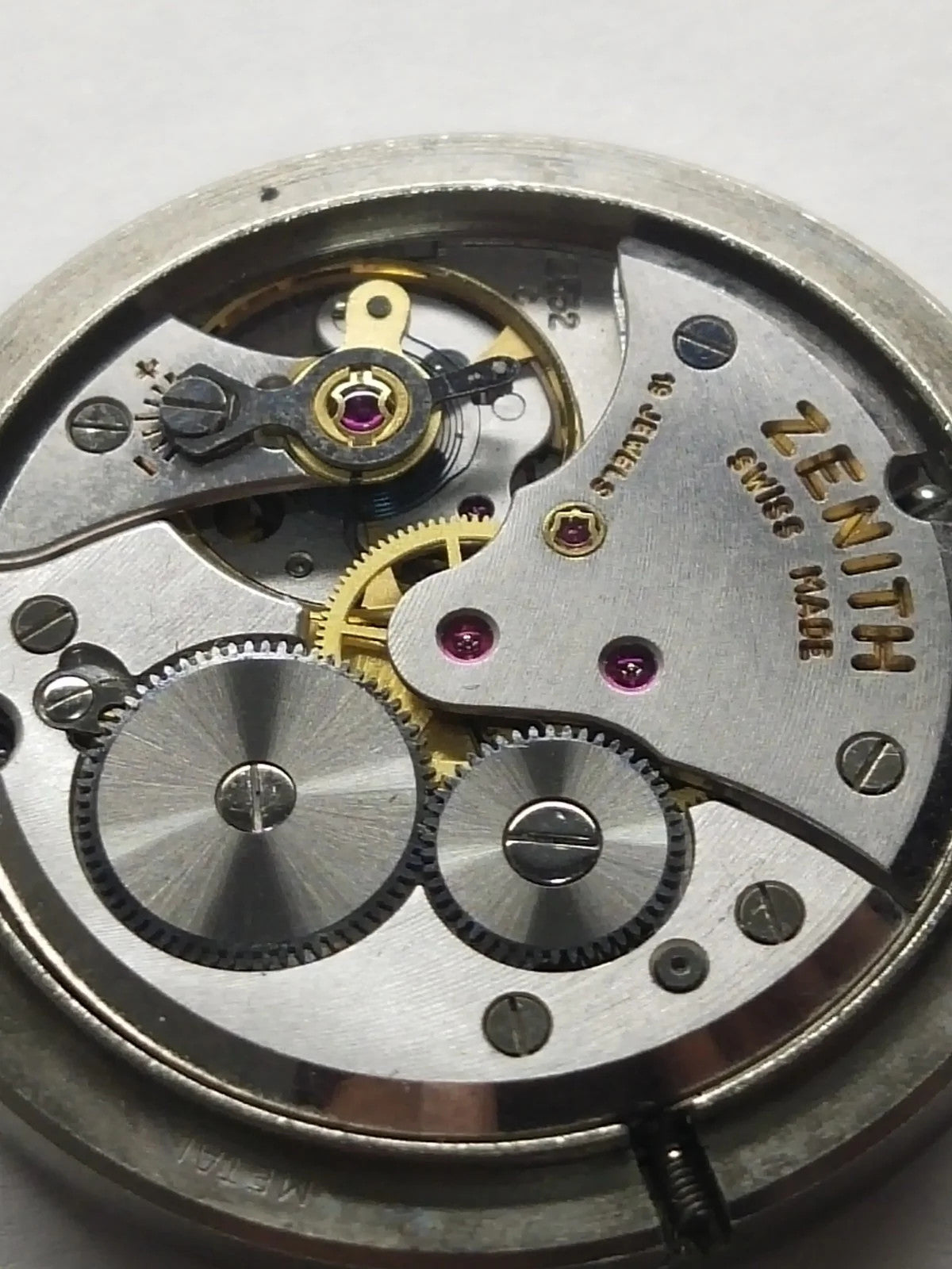 Zenith Manual /2523C/ Movement Used working With dial and hands