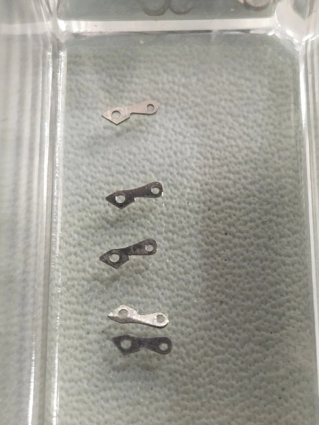 Seiko Part. 810 007 Date Jumper Cal. 0843A (1pc