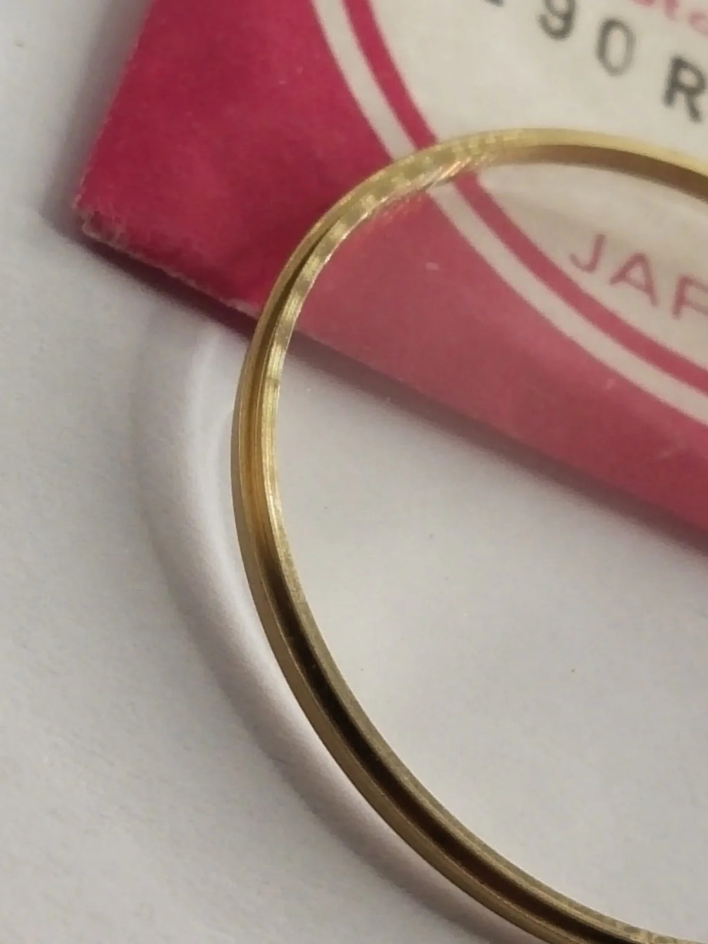 New Old Stok original Seiko glass 290R08GNG