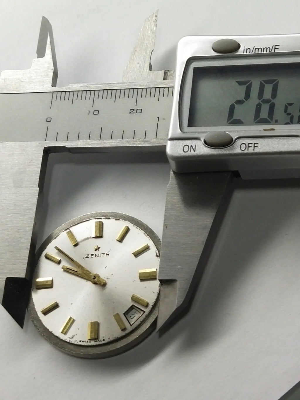 Zenith Manual /2523C/ Movement Used working With dial and hands