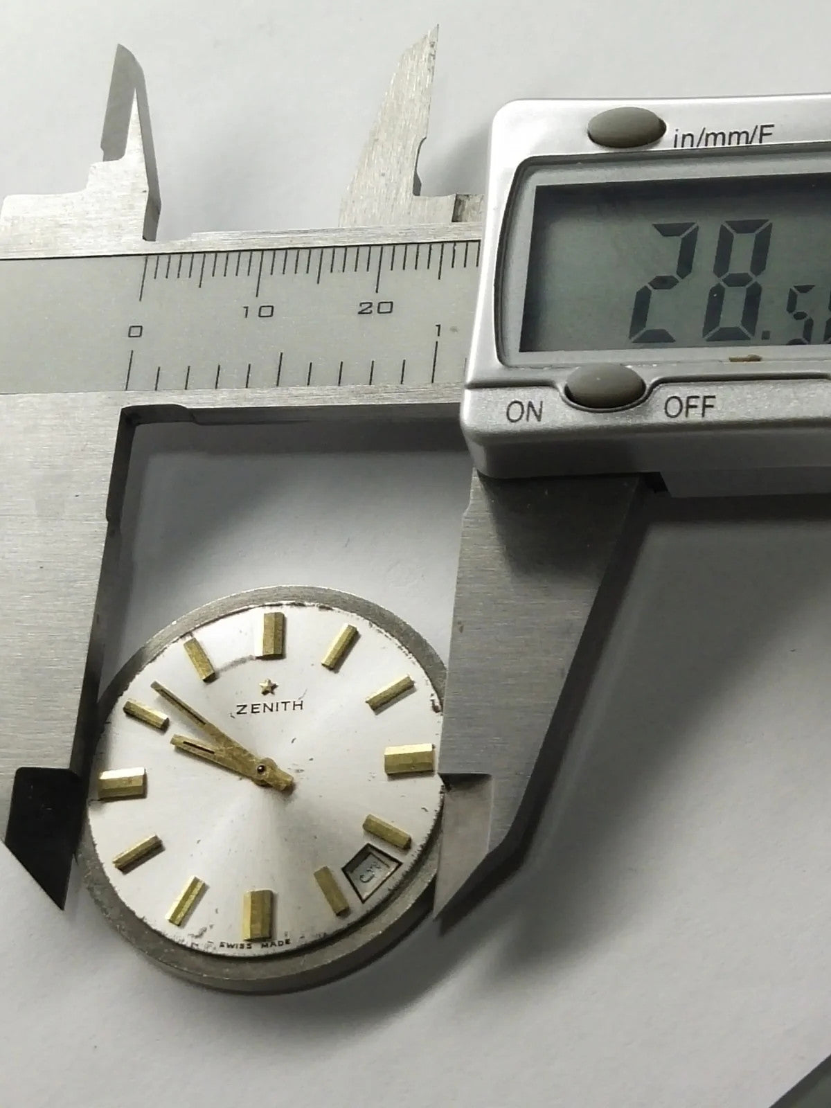 Zenith Manual /2523C/ Movement Used working With dial and hands