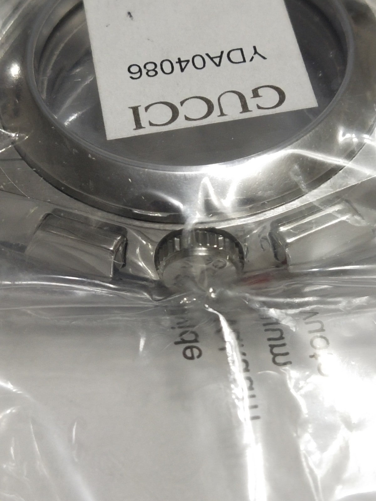 GUCCI Original / Complete Case/ Part No. YDA04086/Factory sealed 