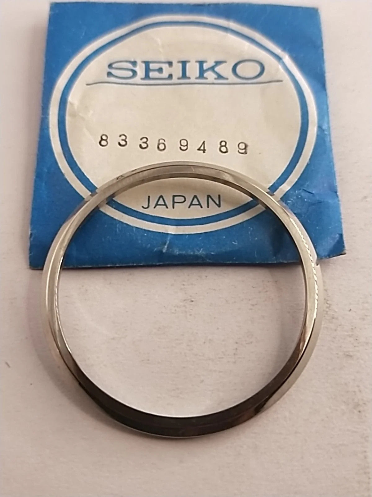 NOS Seiko original Bezel / Part 8336 9849