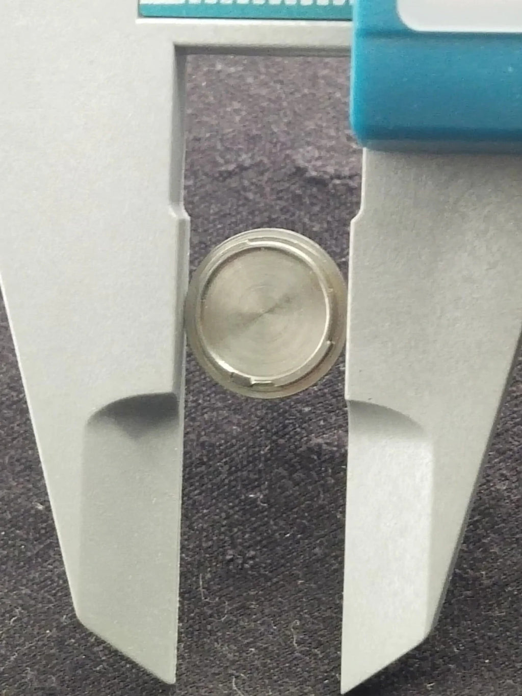 NOS Seiko Part . 8359 1959 Battery Hatch Cover