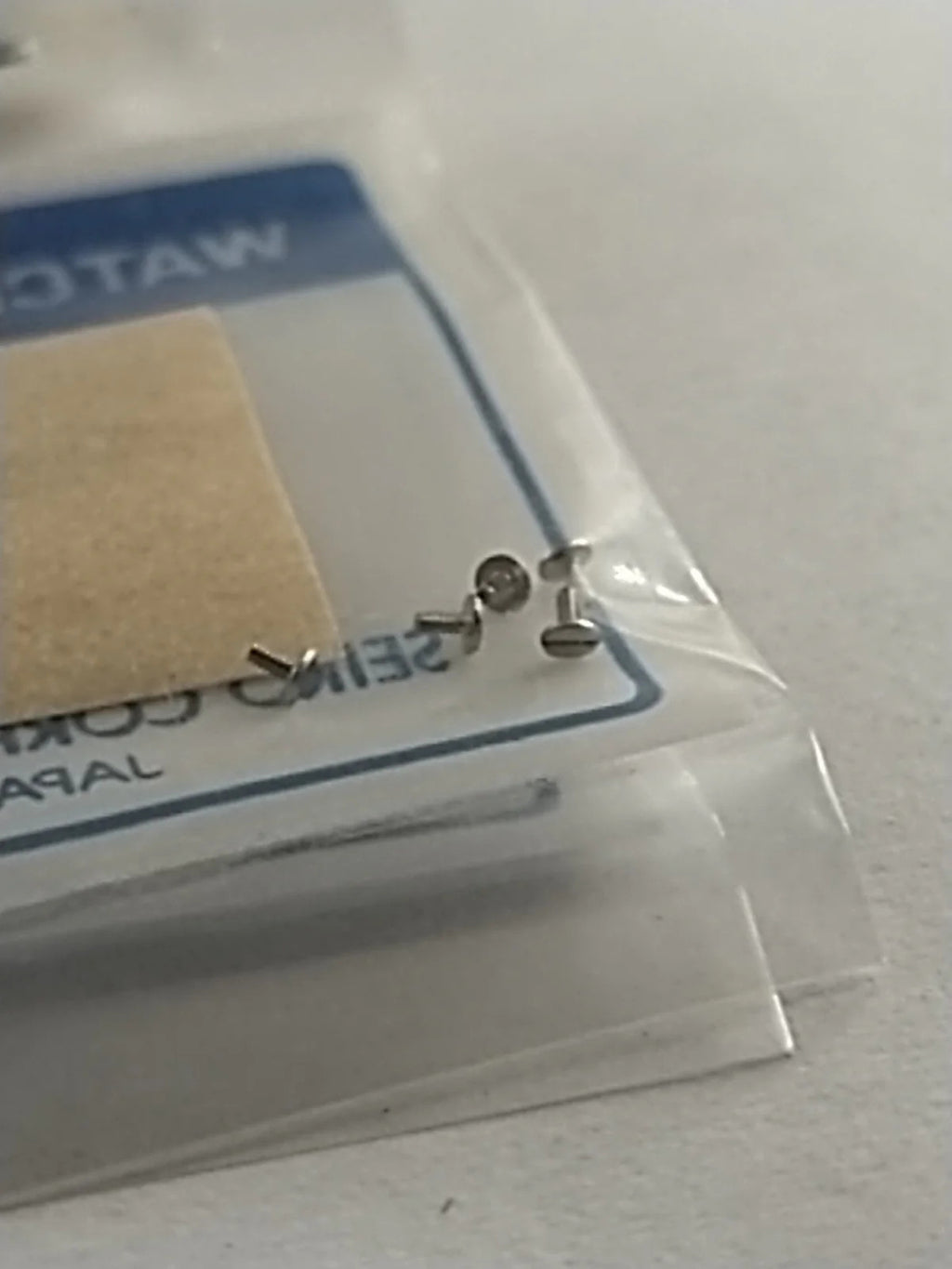 ORIGINAL SEIKO PARTS / Part . 022 230/ 5 screws