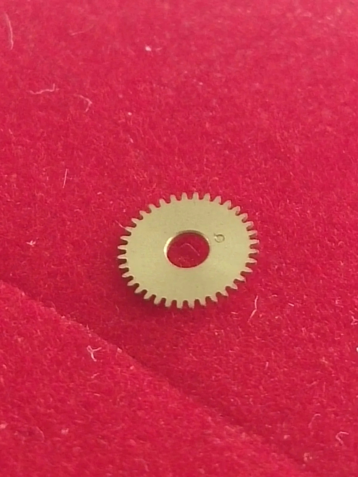 NOS Seiko Date Draiving wheel Parts 802 222 / 1 Pc