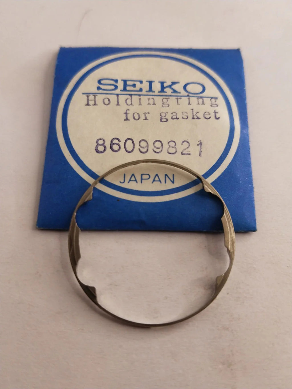 NOS Seiko Part . 8609 9821 / Holdingring For gasket