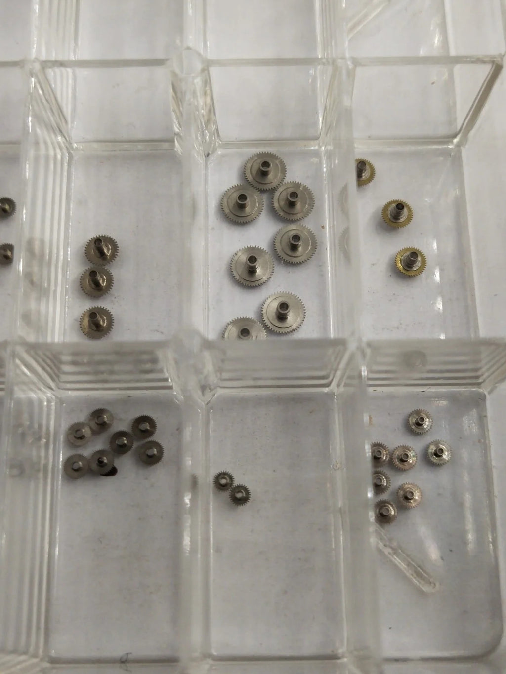 NOS SEIKO hour wheel Part 271 +++ Price from 25 to 40 per piece