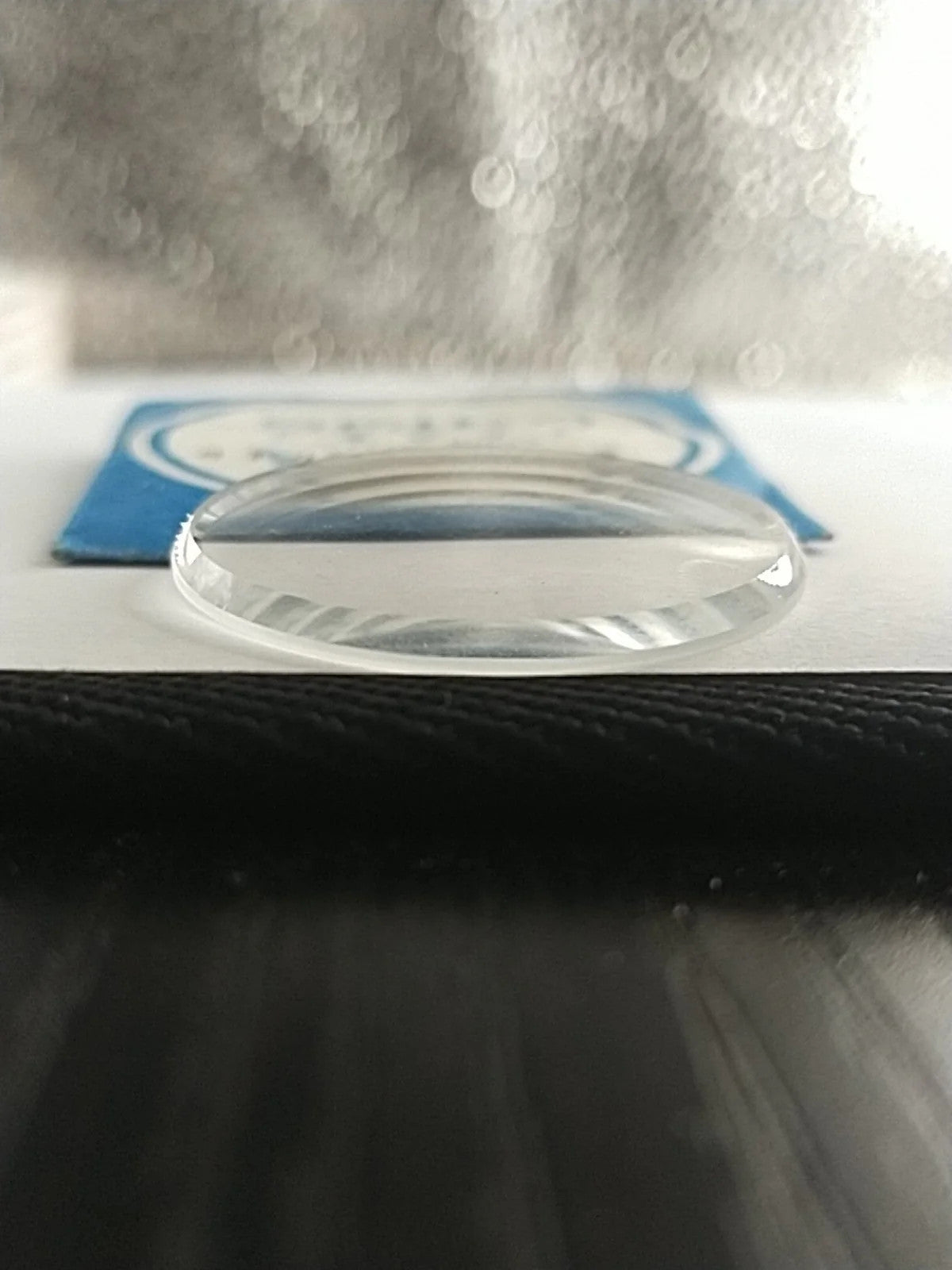 New Old Stok original Seiko glass 310W13GN00