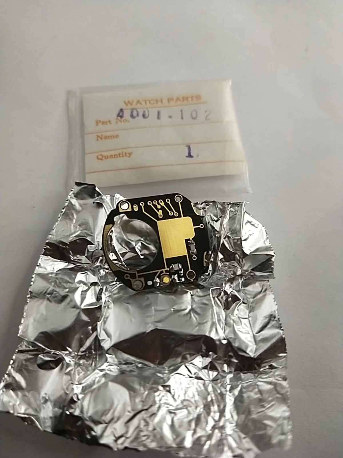 NOS Seiko circuit Plock Digital Part . 4001 102