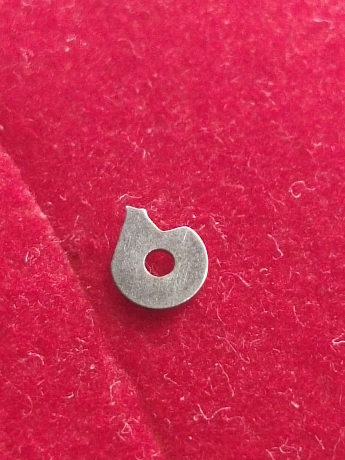 NOS Seiko Parts 556 004 /1pc