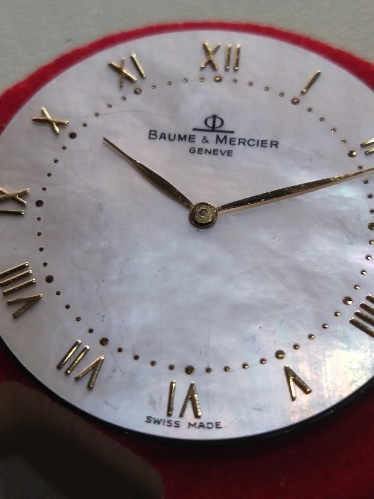 movement/ Dial seashll BAUME MERCIER ETA 210 001/ Corona/ hands Full work /used