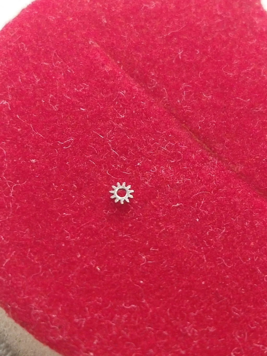 NOS Seiko Parts 980 581/ (1pc