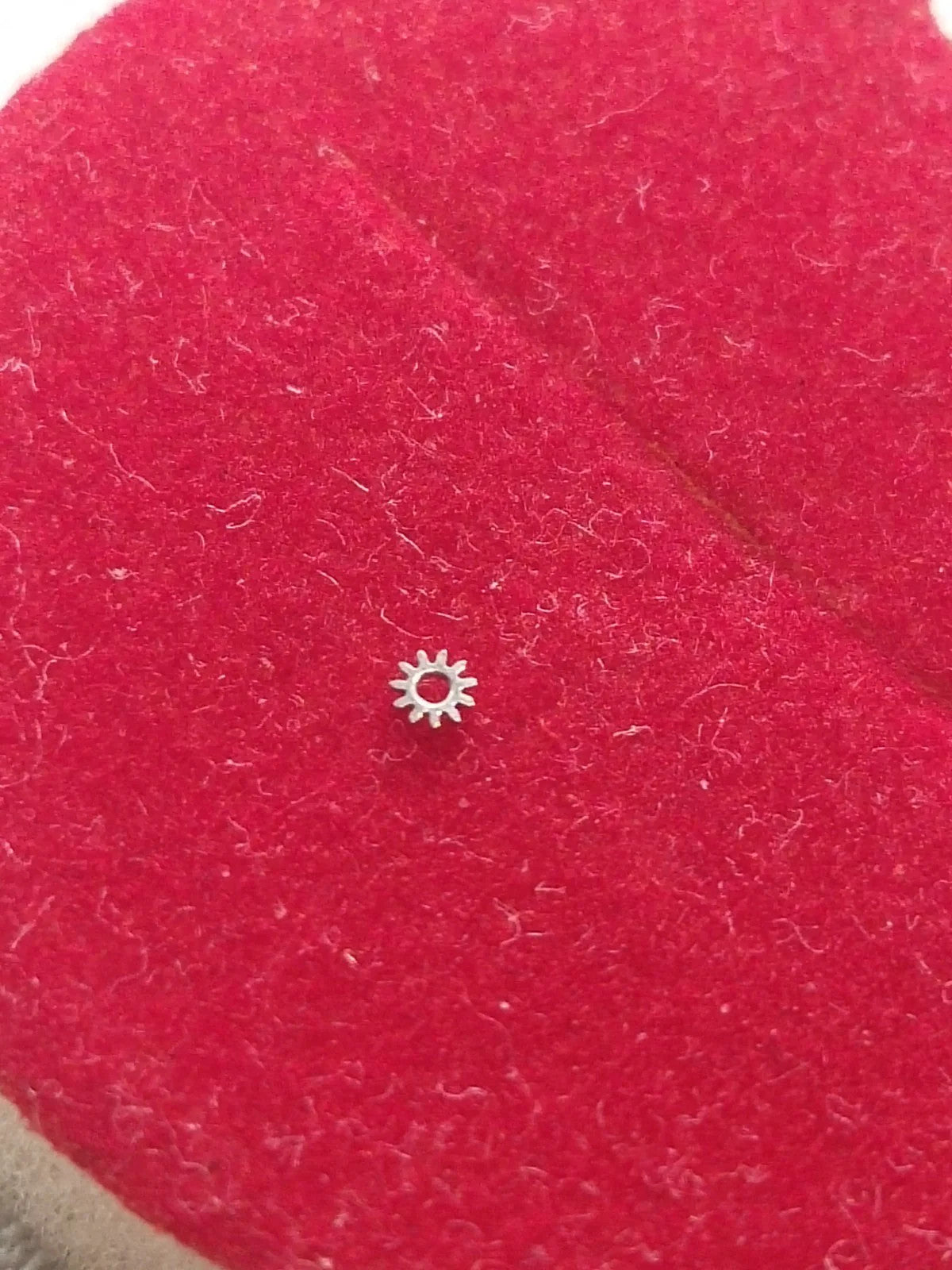 NOS Seiko Parts 980 581/ (1pc