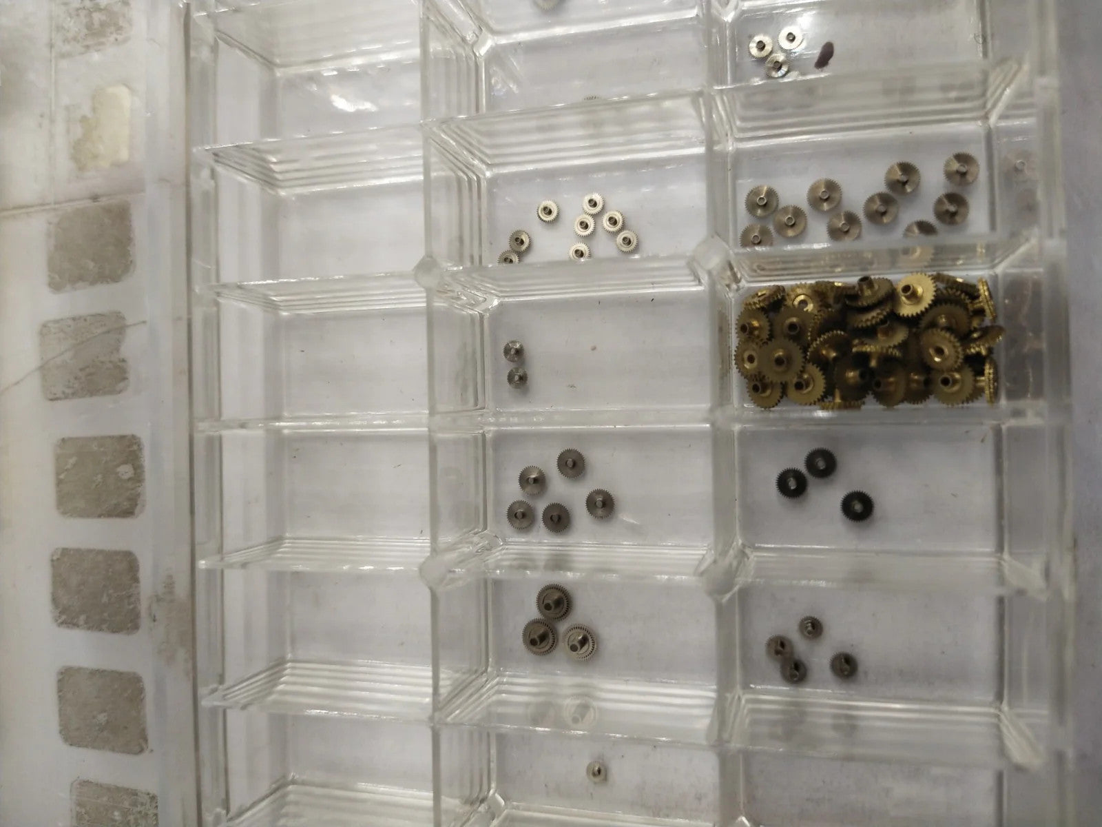 NOS SEIKO hour wheel Part 271 +++ Price from 25 to 40 per piece