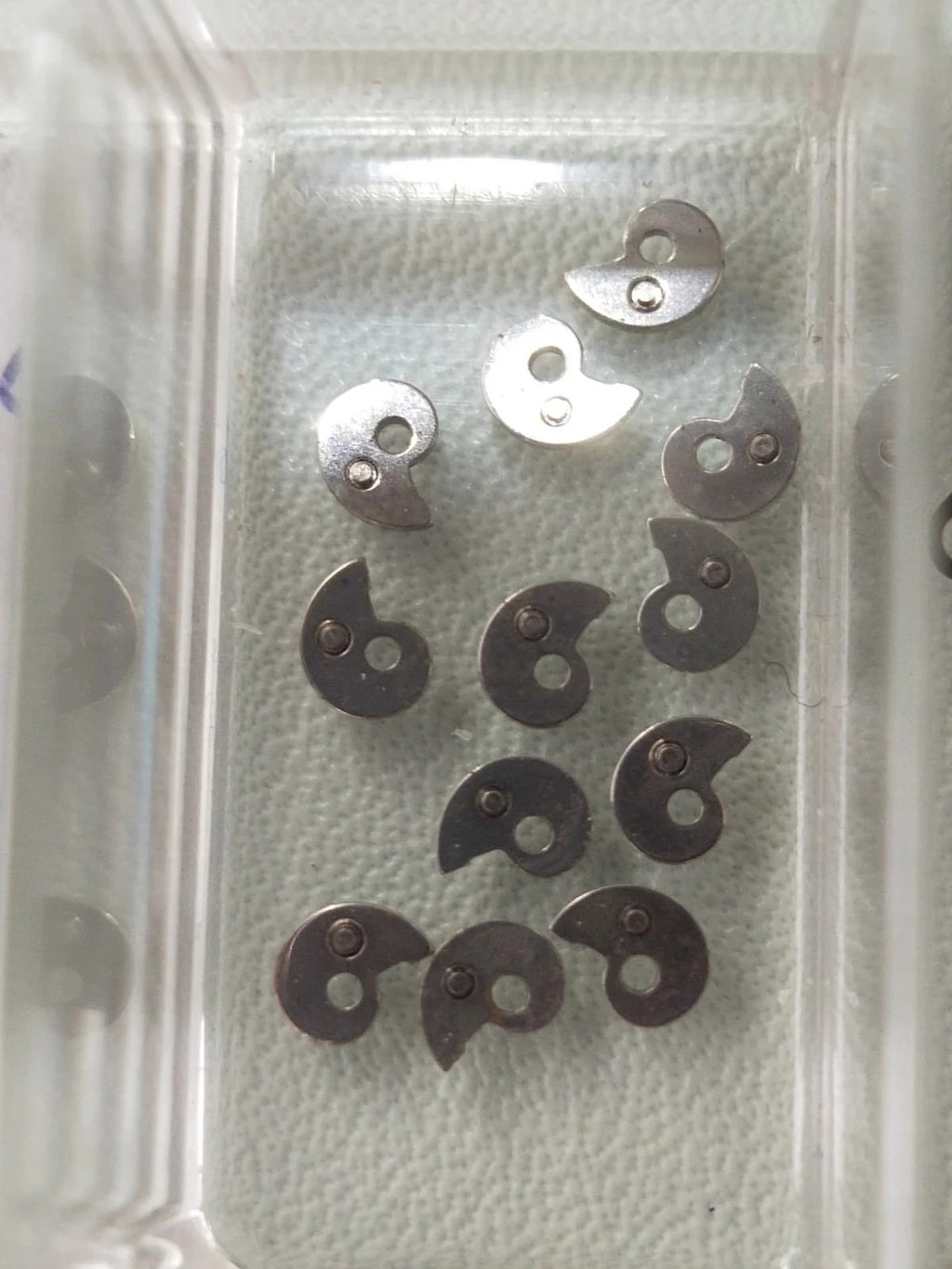 NOS Seiko Parts 559 002(1pc