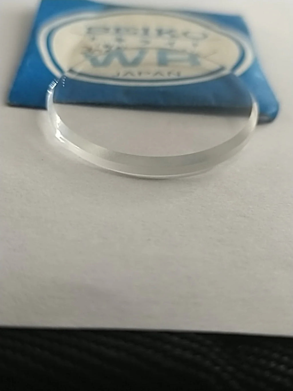 New Old Stok original Seiko glass 305W12GN