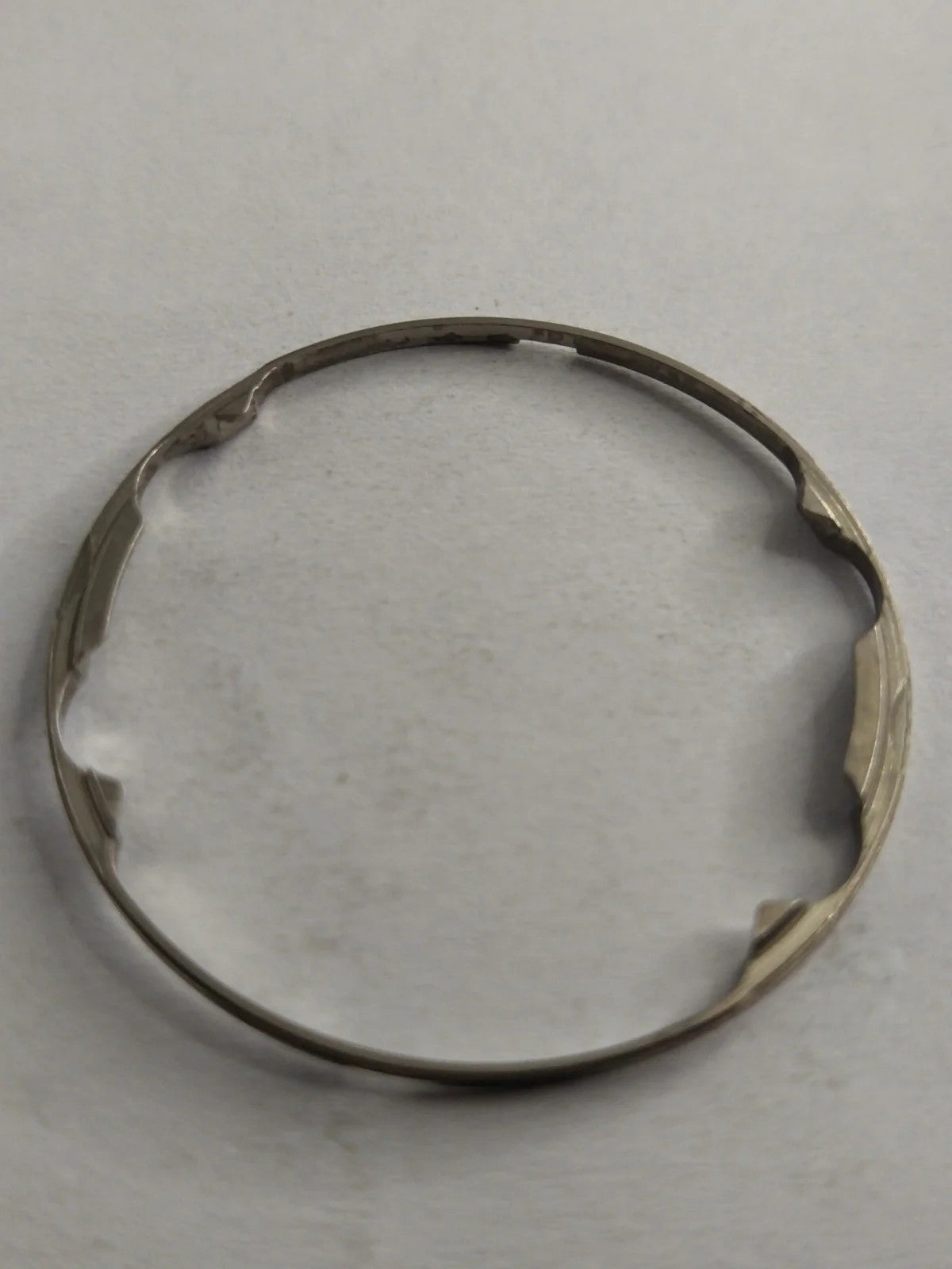 NOS Seiko Part . 8609 9821 / Holdingring For gasket