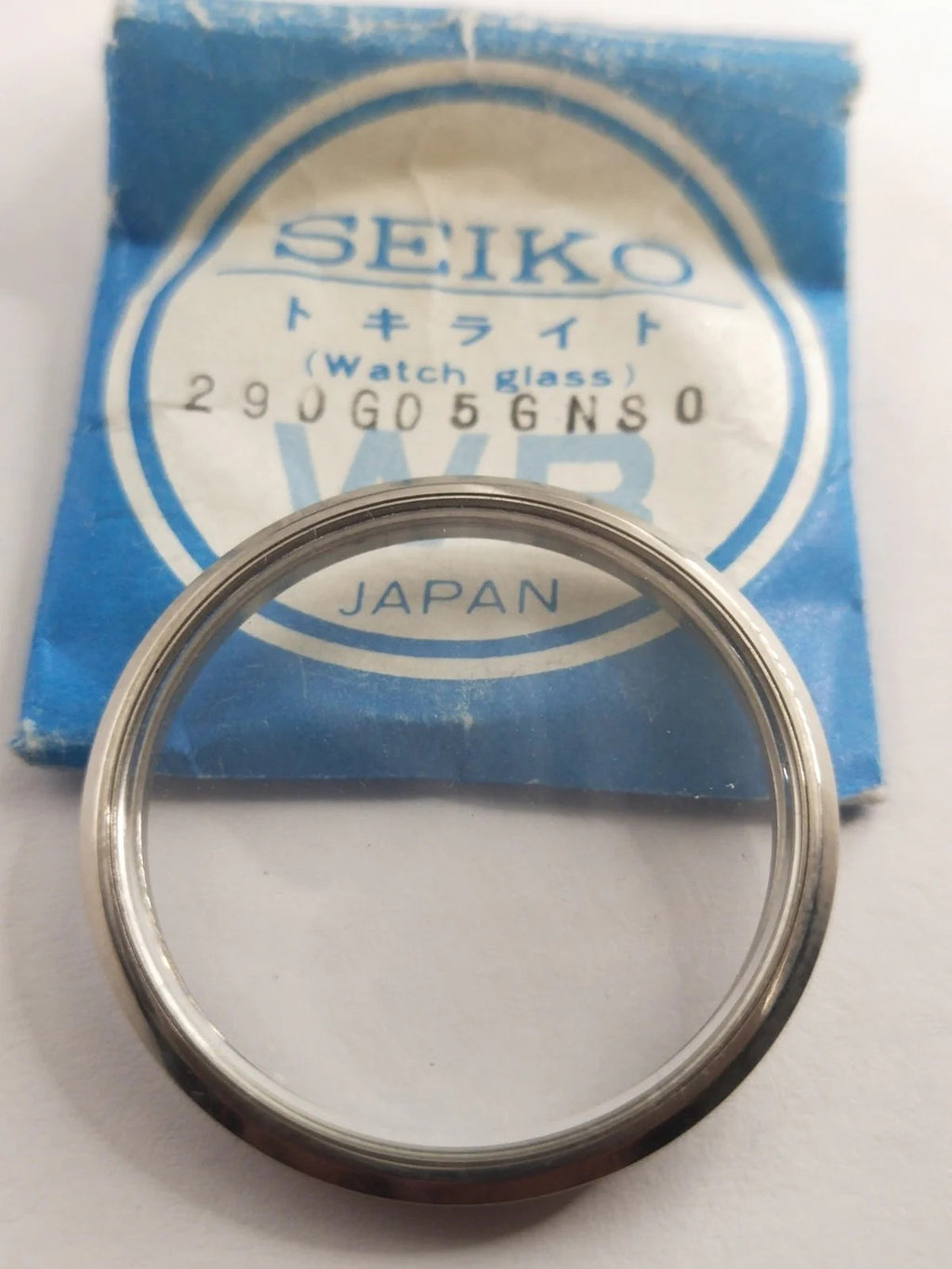 New Old Stok original Seiko glass 290G05GNS