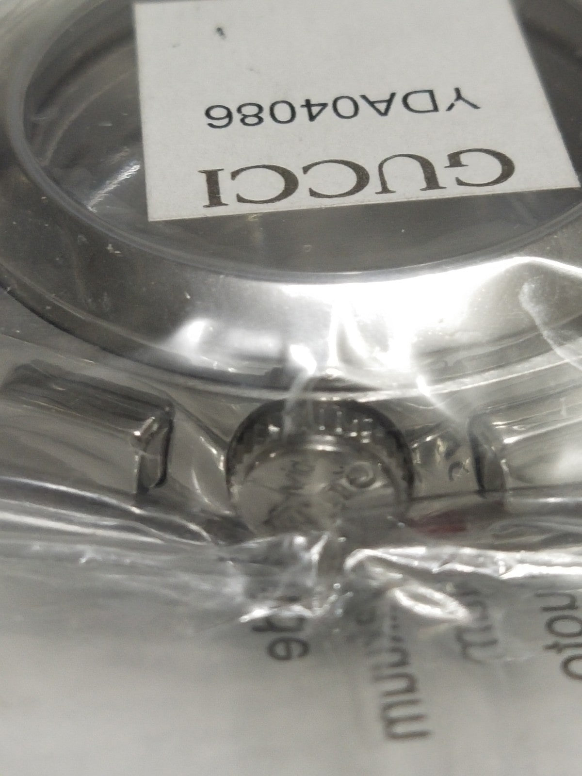 GUCCI Original / Complete Case/ Part No. YDA04086/Factory sealed 