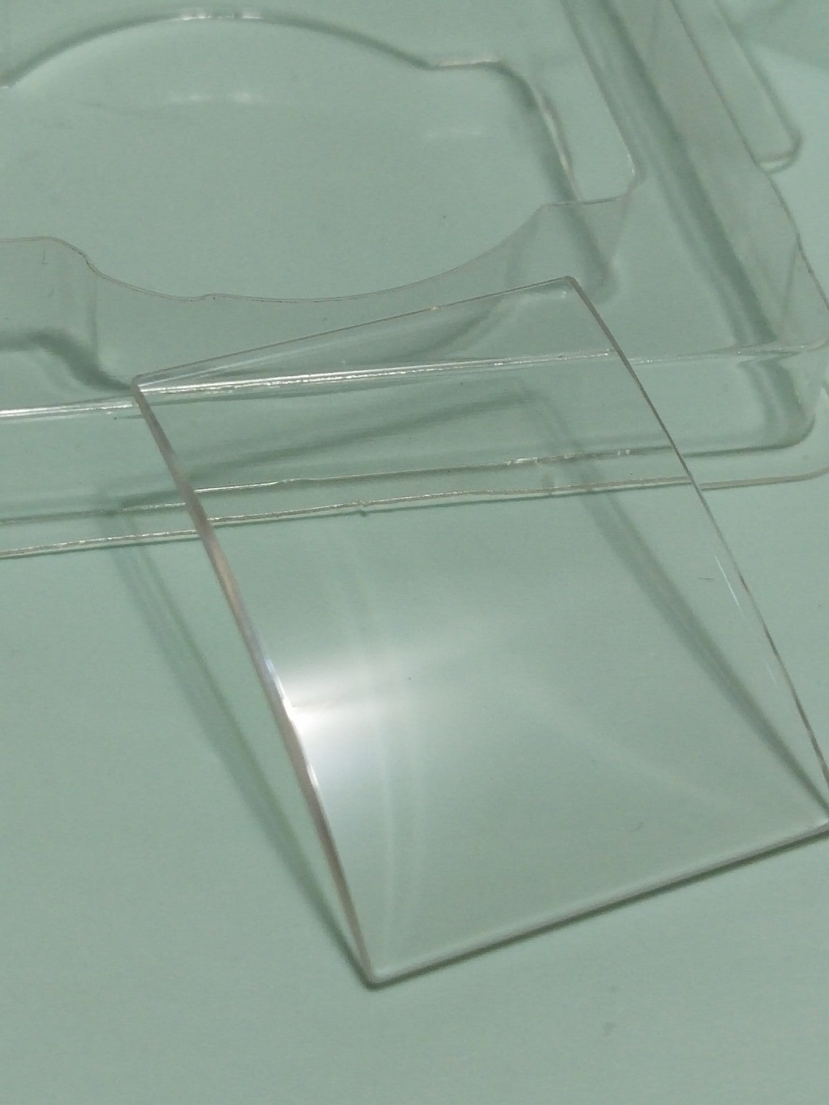 GUCCI Original /Sapphire Crystal / Part No. YDA 42013 /8600M Chrono 