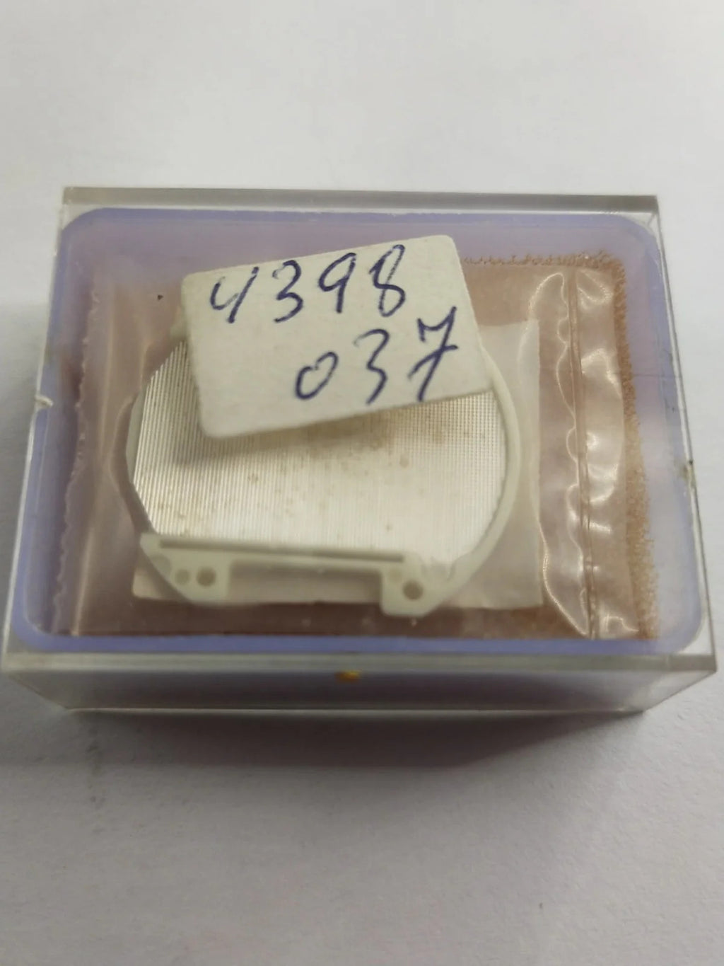 NOS Seiko original Digital Part . 4398 037