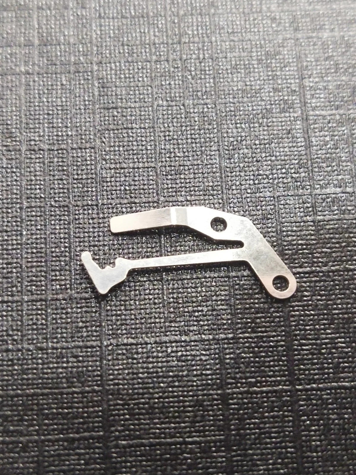 Seiko Part. 389 003 Sitting lever Axel Spring Cal. 0532A (1pc