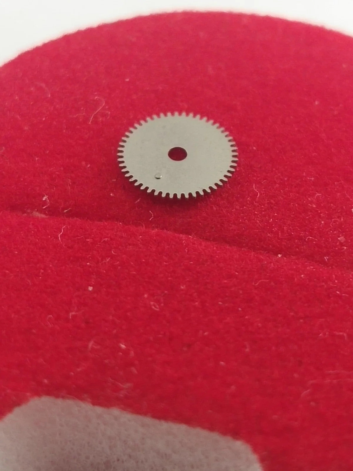 NOS Seiko Date Draiving wheel Parts 802 005 / 1 Pc