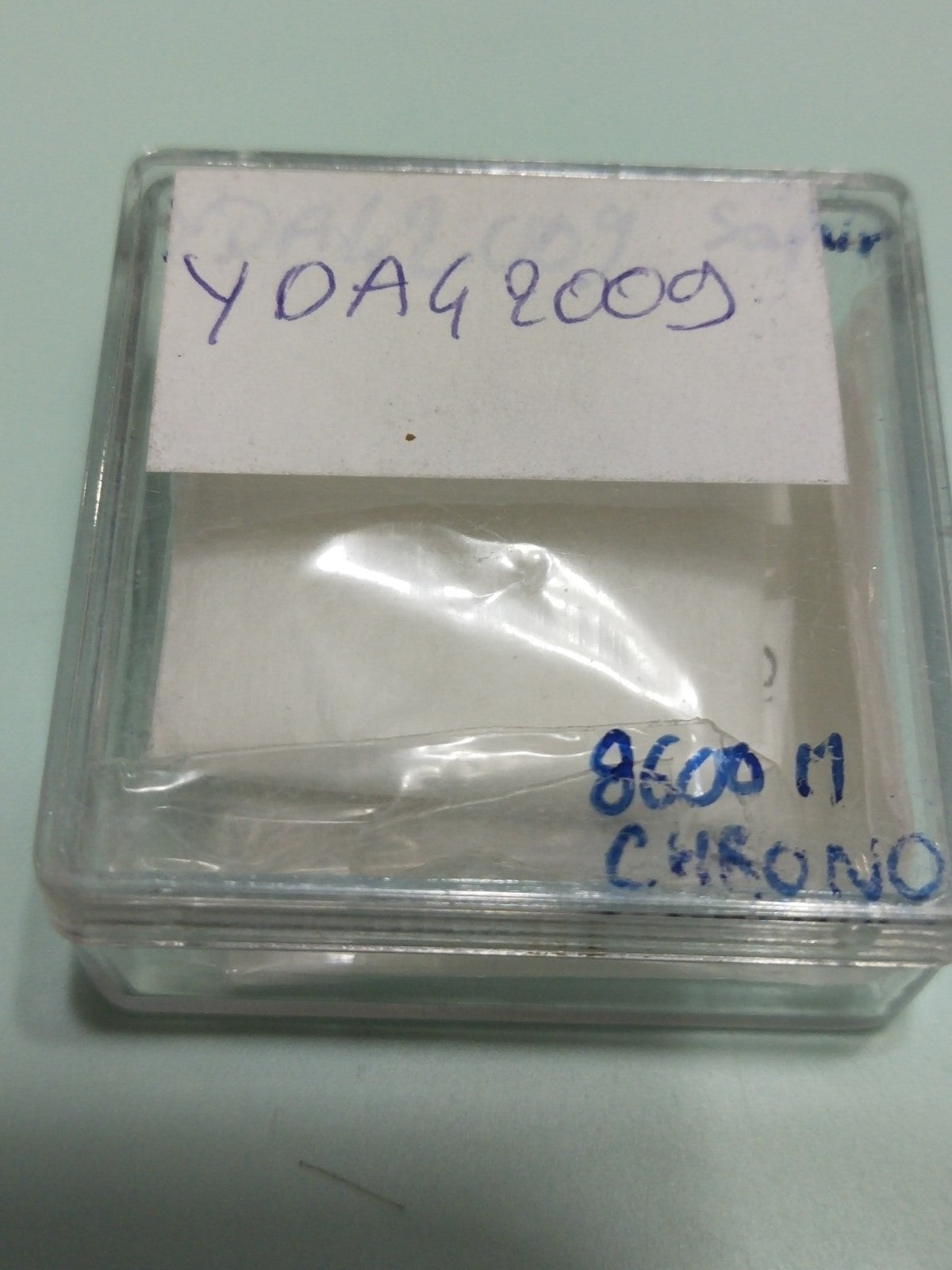 GUCCI Original /Sapphire Crystal / Part No. YDA 42013 /8600M Chrono 