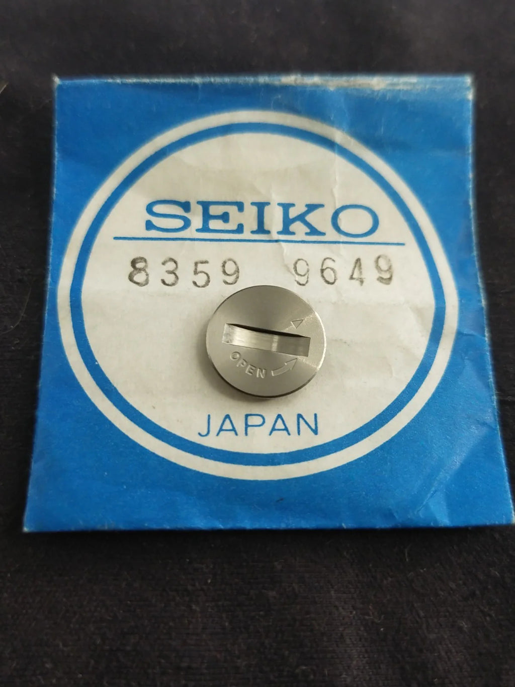 NOS Seiko Part . 8359 9649 Battery Hatch Cover