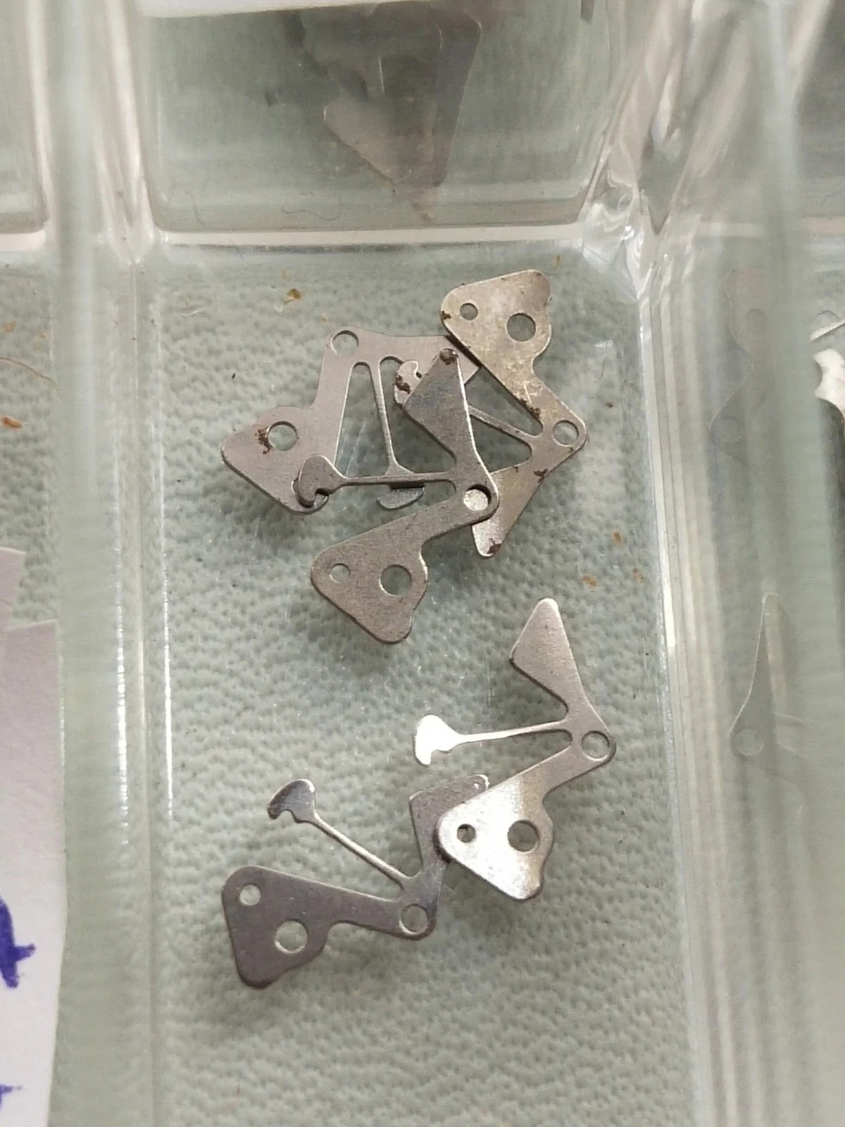 Seiko Part. 388 220 Sitting lever Spring Cal. 2202A (1pc