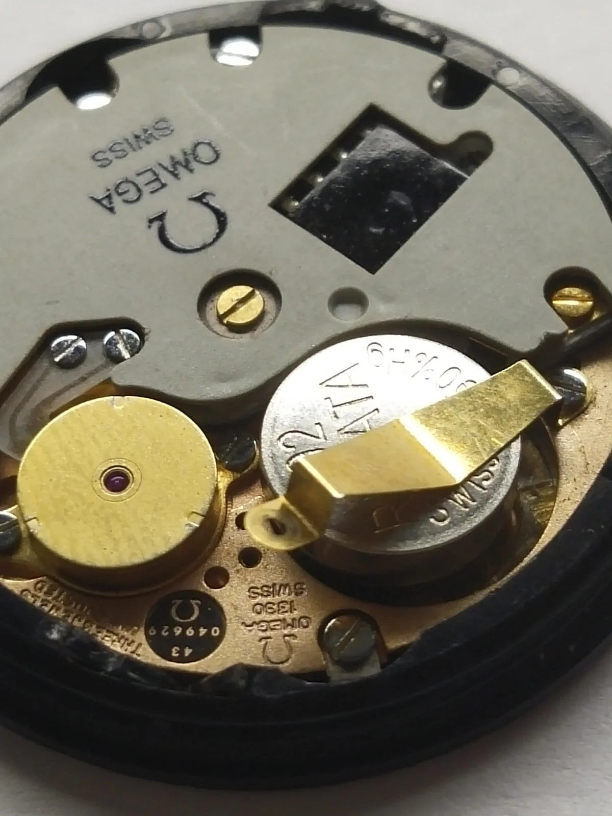 Omega 1330 movement in good working condition / used / with dial and hands