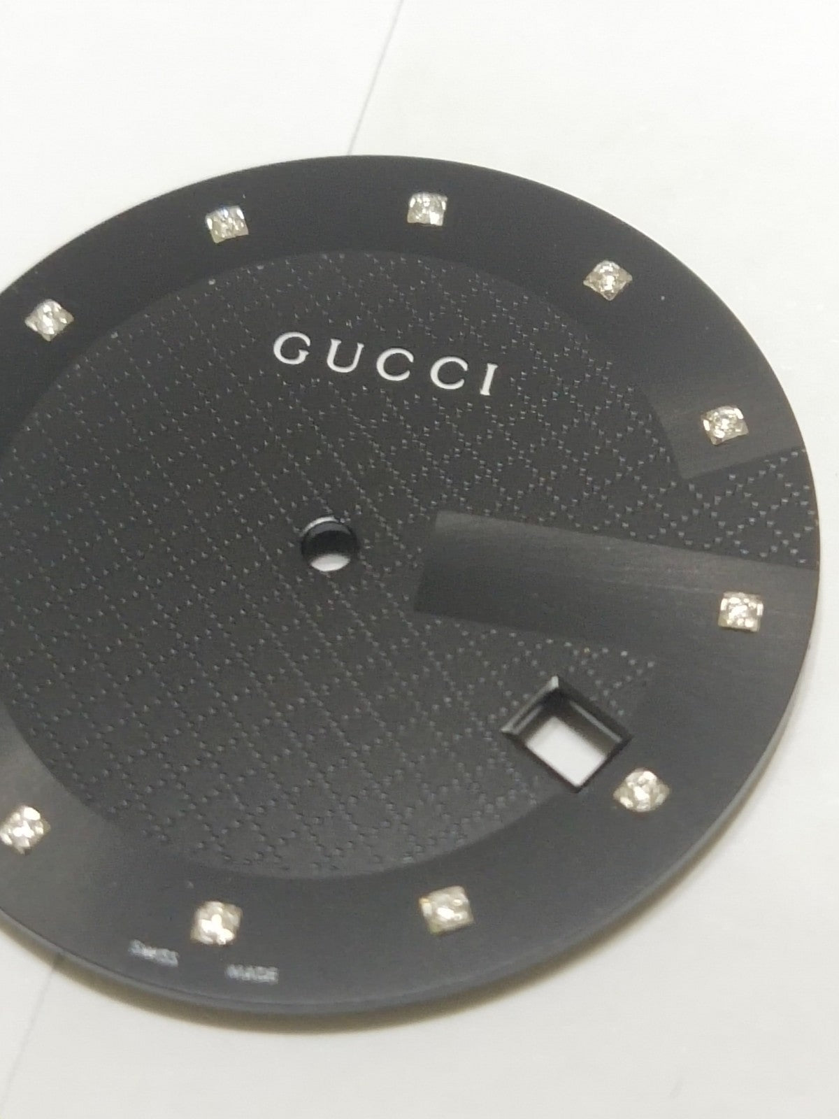 GUCCI Original / Dail diamond/ Part No. YD05347 / Black color 