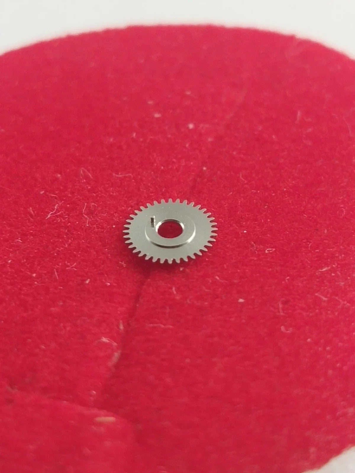NOS Seiko Date Draiving wheel Parts 802 015 / 1 Pc