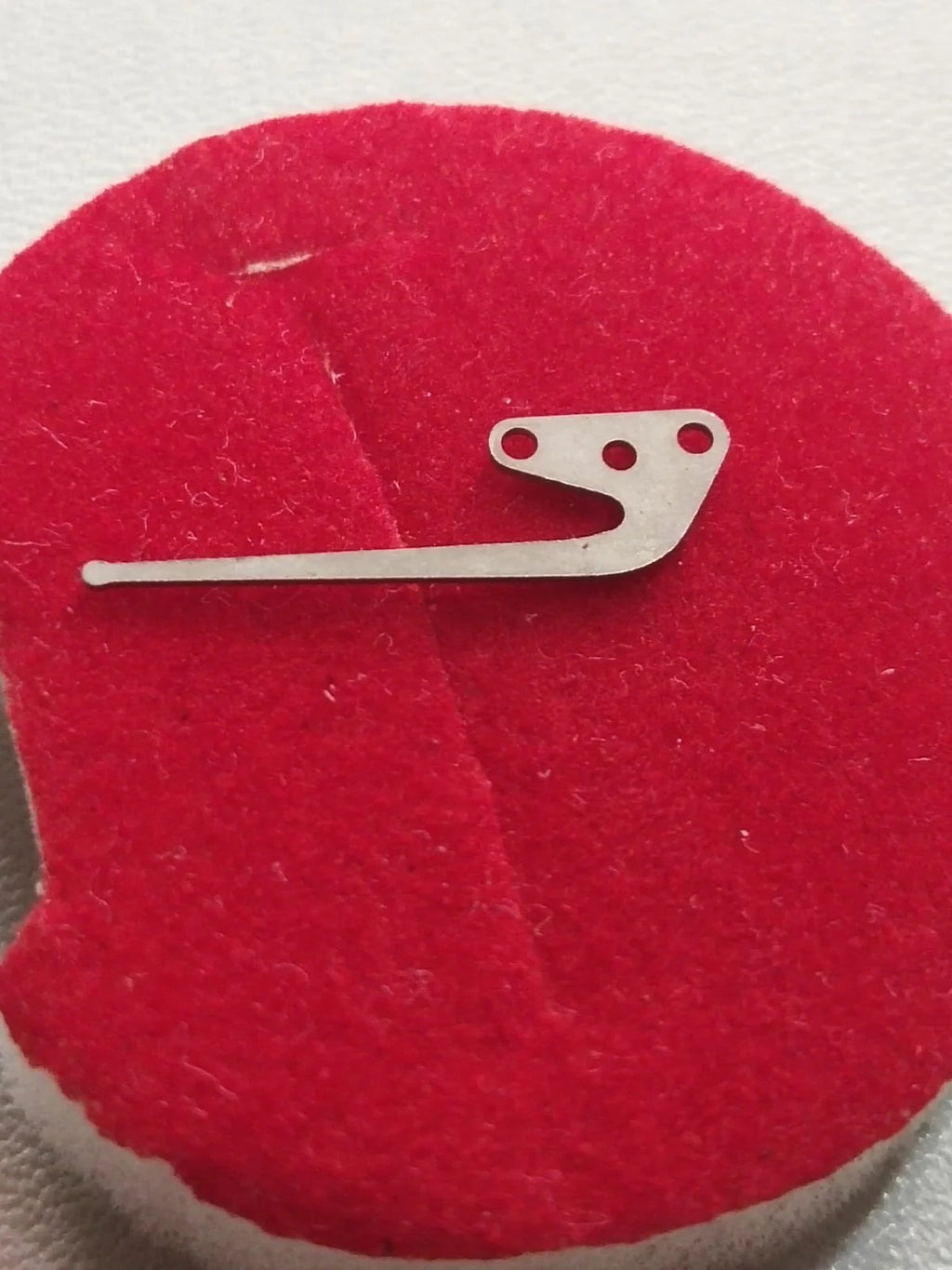 NOS Seiko Parts 883 805 /Cal. 4005/4006A./Date Corrector Spring/1 Pc
