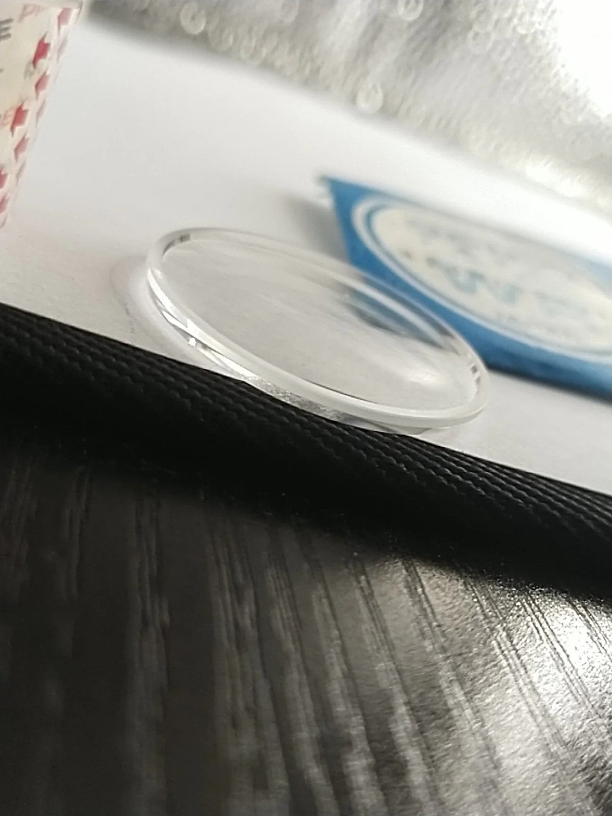 New Old Stok original Seiko glass 310W13GN00