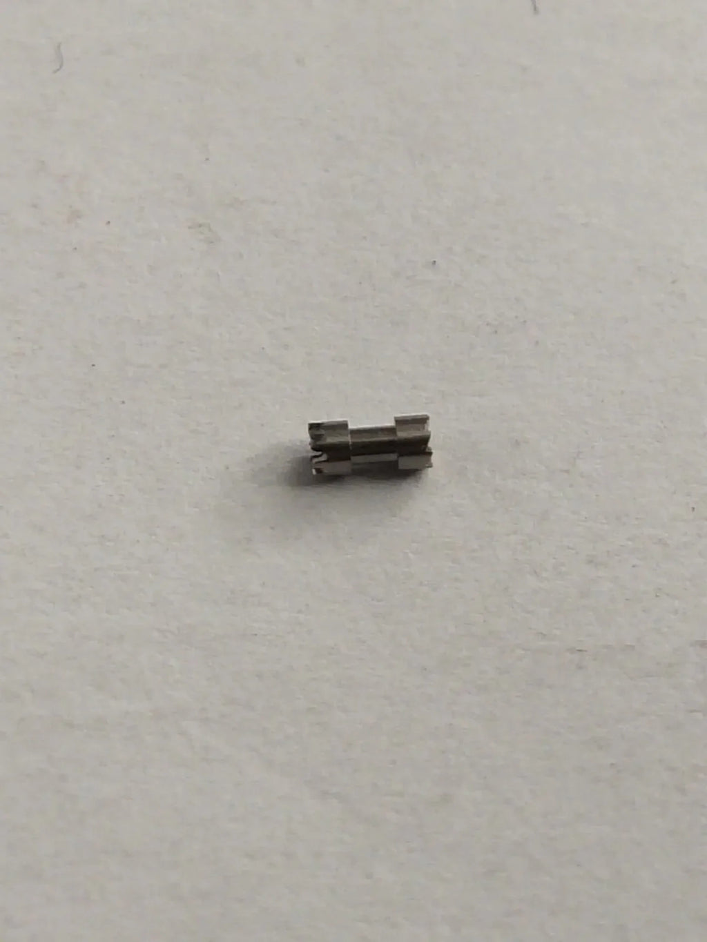 Omega original Cal/ 1000/ Part . 1000-1107 new