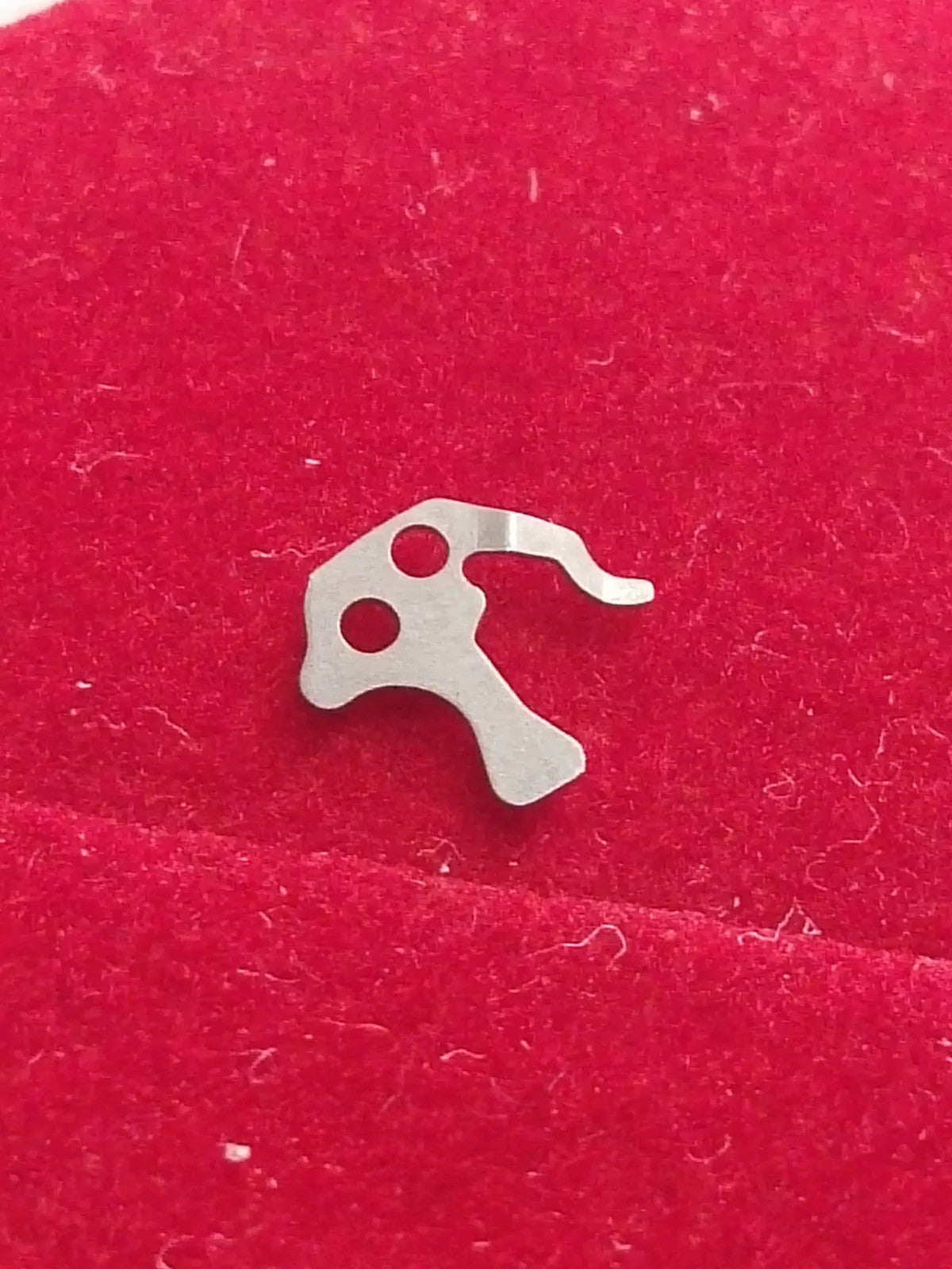 Seiko Part. 388 589 Sitting lever Spring Cal.4110A.B (1pc