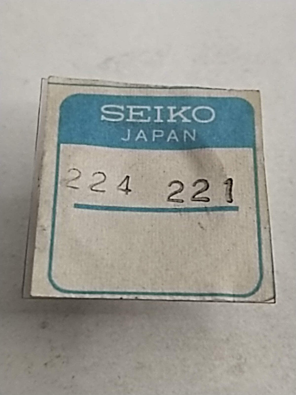 NOS Seiko Part . 224 221 Central wheel and Pinion With Cannon Pinion