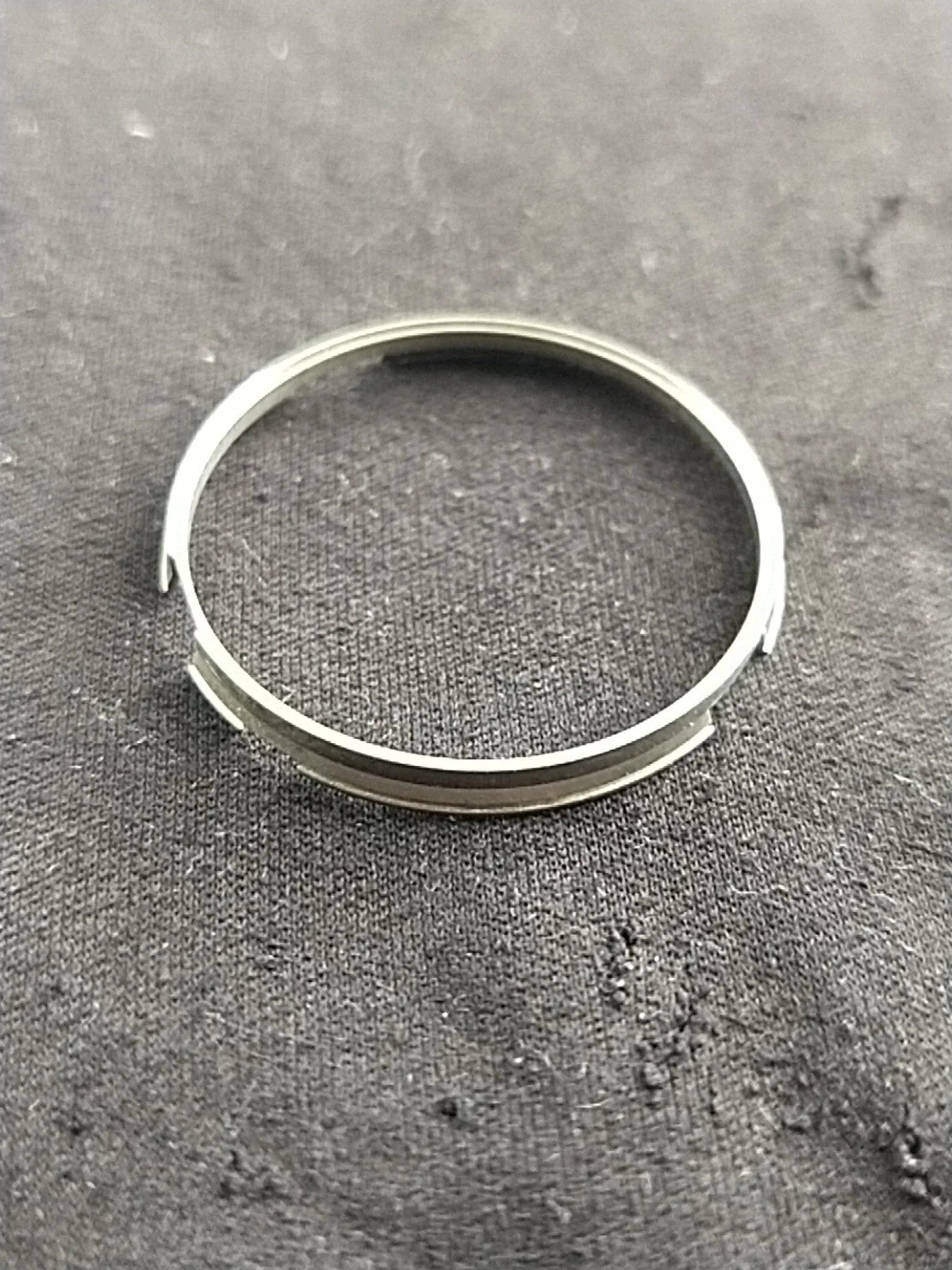 NOS Seiko Part . 8359 1769 / Case Ring Cal . 6138/6139