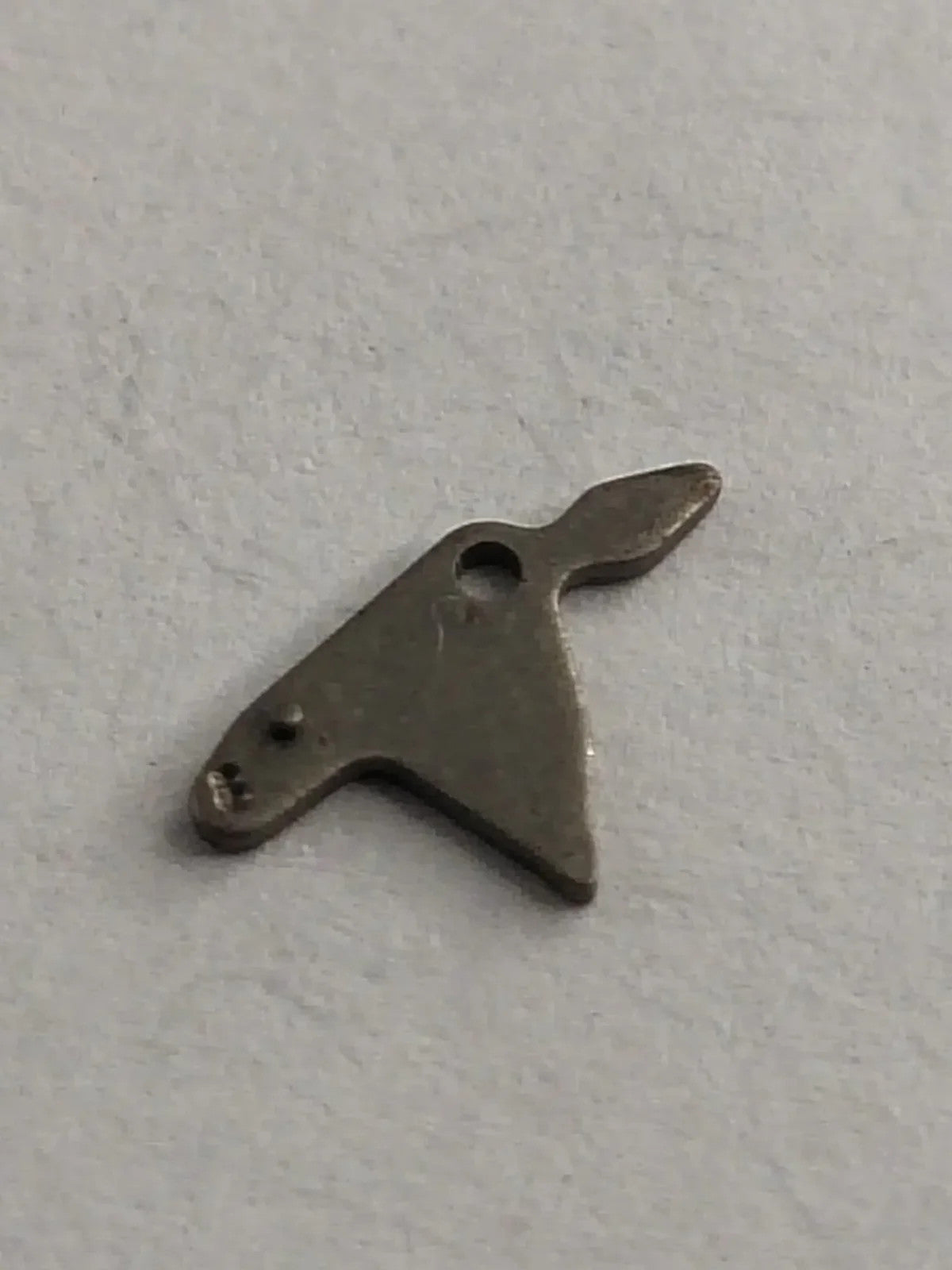 NOS SEIKO PARTS / Sitting lever/ Part . 383 865 /1pc