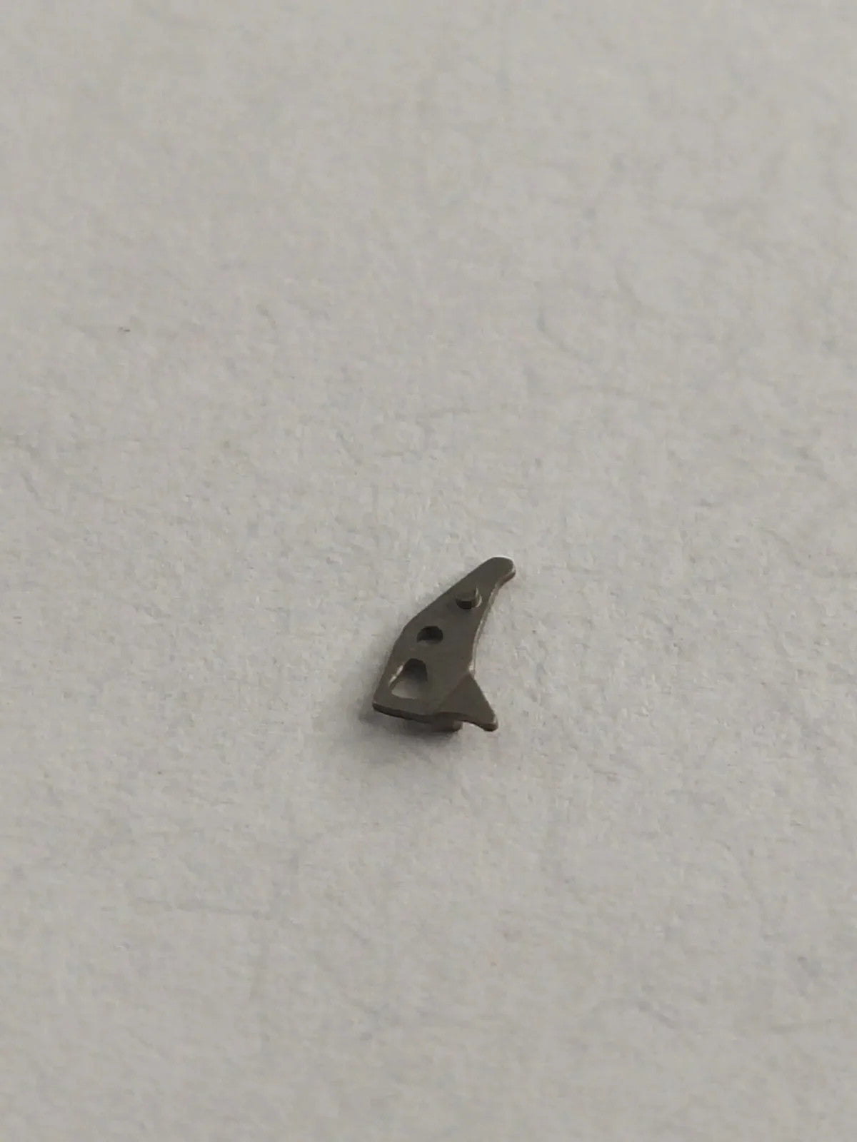 NOS SEIKO PARTS / Sitting lever/ Part . 383 026/Cal. H302A /